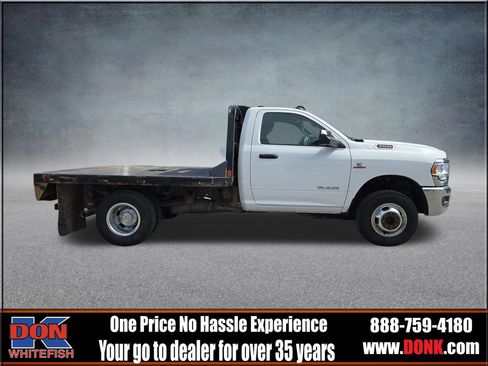 Used 2021 RAM 3500 Tradesman w/ Chrome Appearance Group image 9