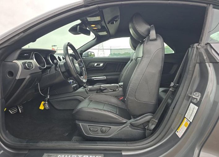 Used 2023 Ford Mustang Premium RWD image 6