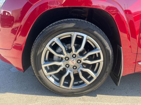 Used 2024 GMC Terrain Denali w/ Denali Premium Package image 33