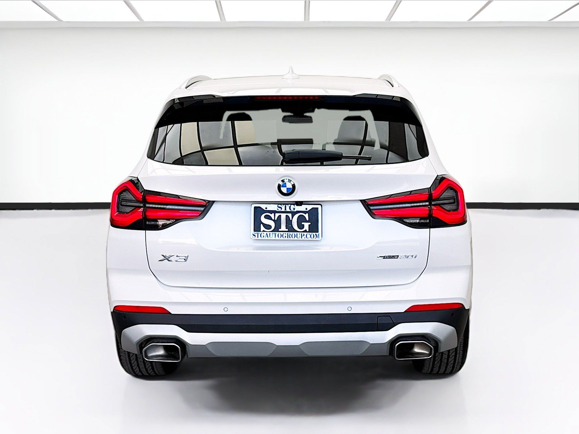 Used 2024 BMW X3 sDrive30i w/ Convenience Package RWD image 5