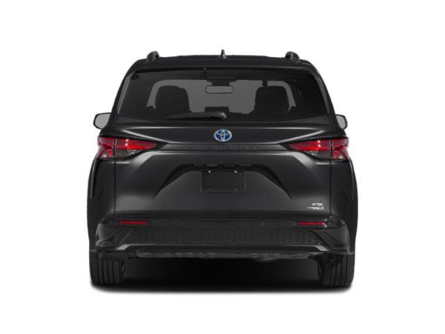 Used 2022 Toyota Sienna XSE w/ XSE Plus Package AWD/4WD image 5