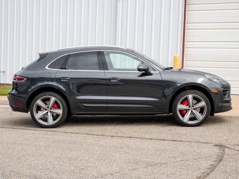 Used 2024 Porsche Macan S image 10
