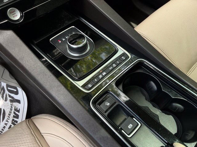 Used 2018 Jaguar F-PACE Prestige AWD/4WD image 38