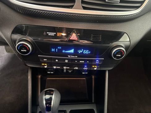 Used 2019 Hyundai Tucson SEL image 23