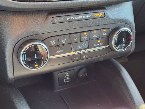 Used 2025 Ford Escape ST-Line image 7