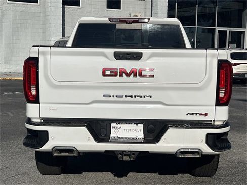 Used 2022 GMC Sierra 1500 AT4 w/ Technology Package image 22