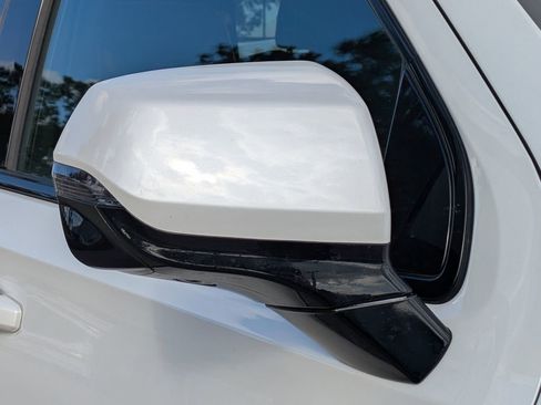 Used 2024 GMC Yukon AT4 w/ Technology Package image 12