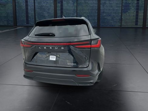 Used 2025 Lexus NX 250 FWD w/ Accessory Package (K3) image 7