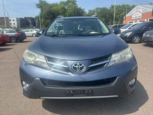 Used 2014 Toyota RAV4 XLE AWD/4WD image 2