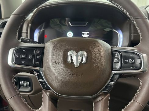 Used 2025 RAM 1500 Laramie image 17