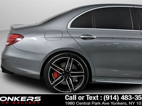 Used 2019 Mercedes-Benz E 63 AMG S image 22