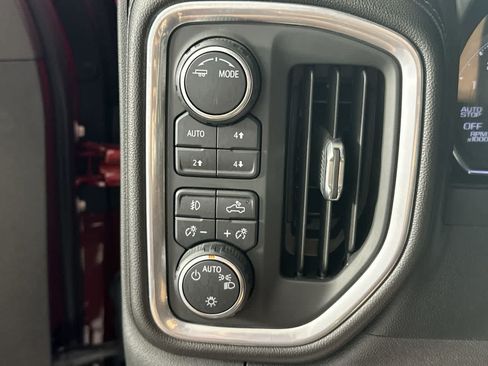 Used 2021 Chevrolet Silverado 1500 RST w/ Convenience Package II AWD/4WD image 27