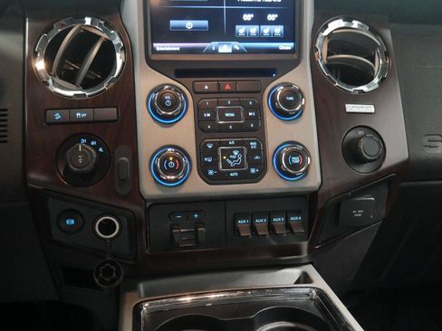 Used 2016 Ford F350 Lariat w/ Lariat Ultimate Package image 23