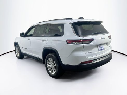 Used 2023 Jeep Grand Cherokee L Laredo image 7