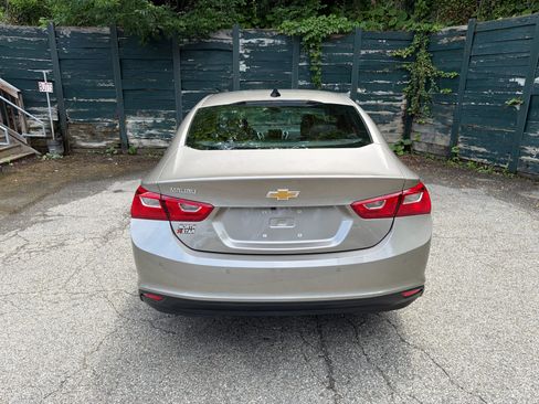 Used 2025 Chevrolet Malibu LS FWD image 6