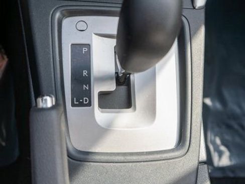 Used 2018 Subaru Forester 2.5i Premium w/ All-Weather Package image 32