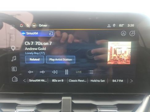 Used 2026 Chevrolet Equinox LT w/ Convenience Package II FWD image 20