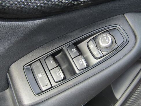 Used 2020 Subaru Outback Premium image 17