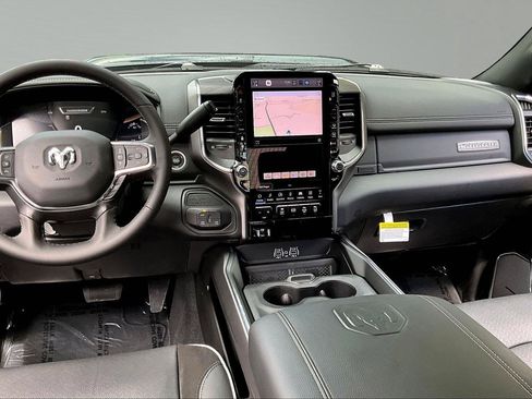 New 2026 RAM 2500 Laramie w/ Night Edition AWD/4WD image 8