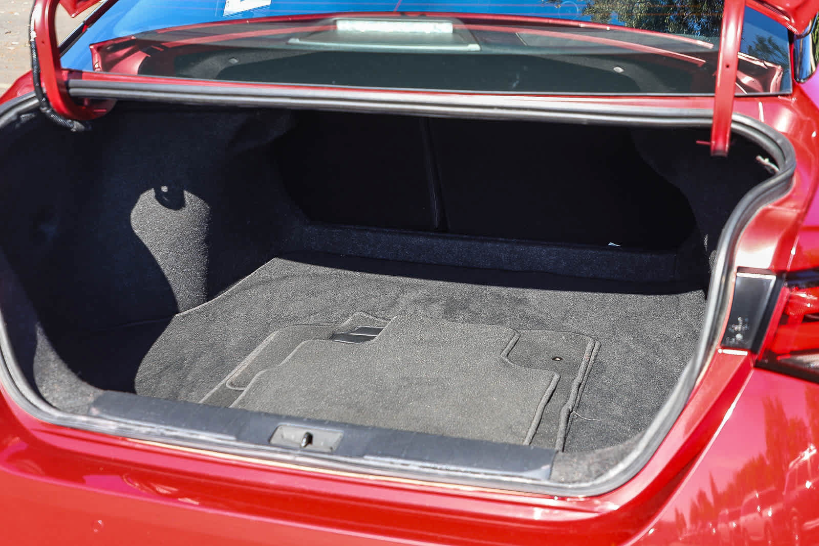 Used 2024 Nissan Sentra SV FWD image 25