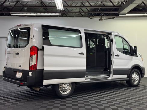 Used 2023 Ford Transit 250 Low Roof AWD w/ Exterior Upgrade Package image 32