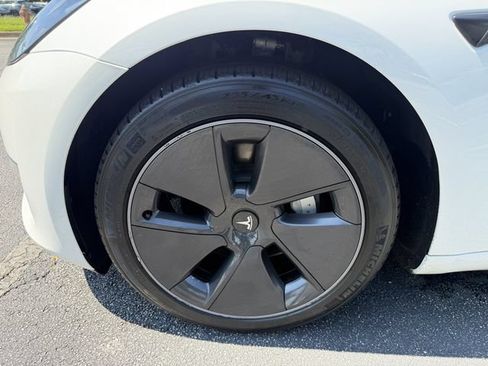 Used 2023 Tesla Model 3 Standard Range RWD image 40