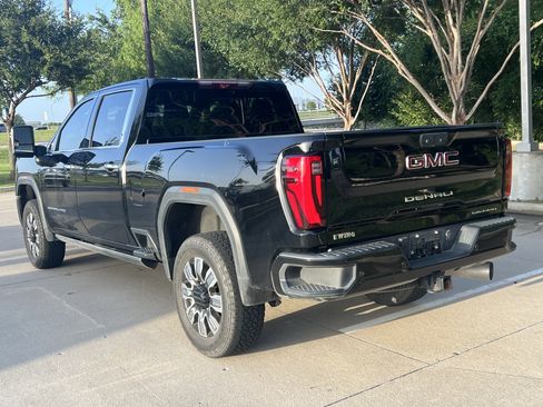 Used 2024 GMC Sierra 2500 Denali w/ Denali Reserve Package AWD/4WD image 7