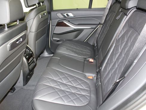 New 2026 BMW X5 xDrive40i w/ Climate Comfort Package image 13