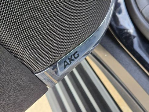 Used 2023 Cadillac Escalade ESV Sport w/ Touring Package image 22