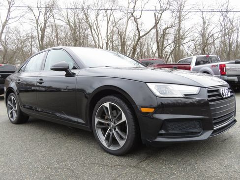 Used 2019 Audi A4 2.0T Premium image 3