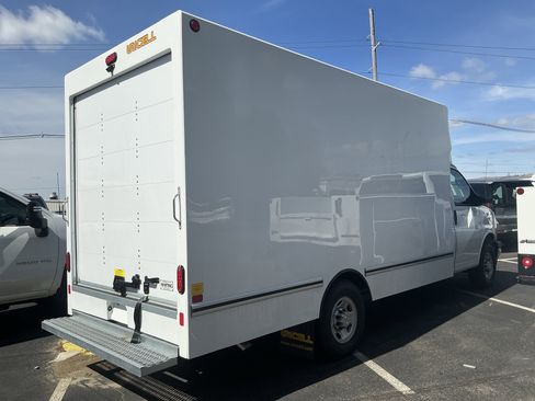 New 2026 Chevrolet Express 3500 w/ Power Convenience Package RWD image 7