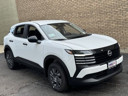 New 2026 Nissan Kicks S FWD image 5