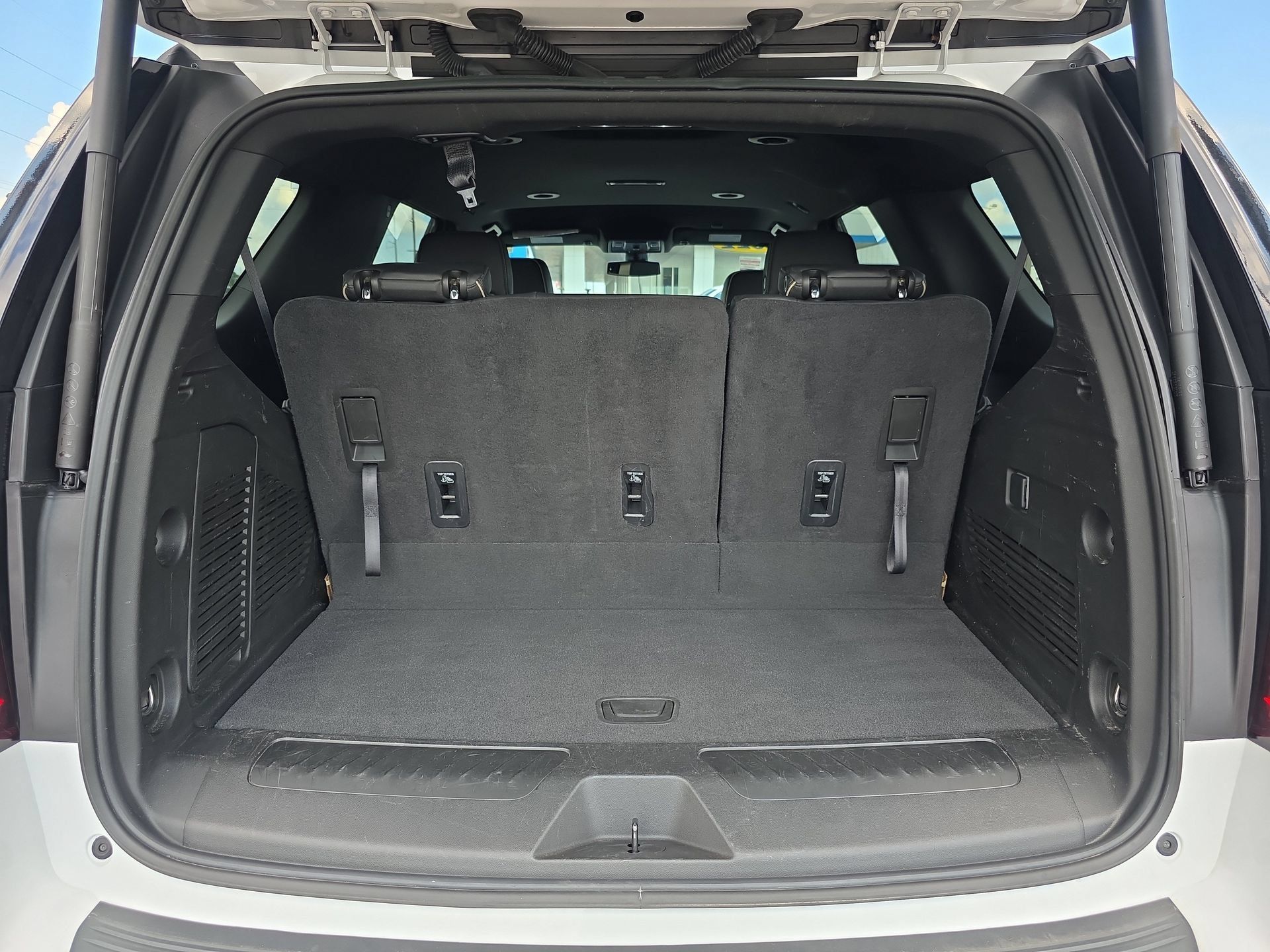 Used 2022 GMC Yukon SLT AWD/4WD image 14