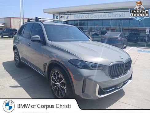 Used 2025 BMW X5 xDrive40i w/ Parking Assistance Package AWD/4WD image 1