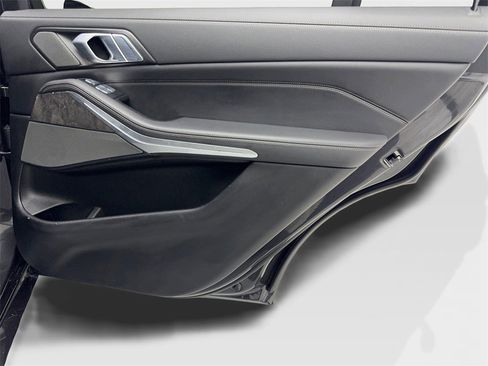 Used 2020 BMW X7 xDrive40i w/ Premium Package image 42