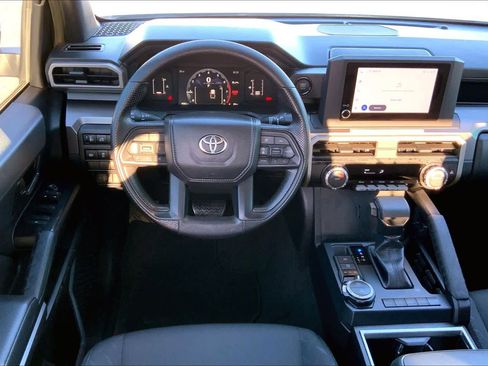 Used 2025 Toyota Tacoma SR5 image 6