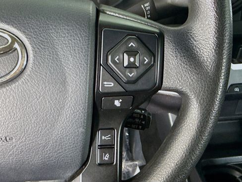 Used 2018 Toyota Tacoma SR w/ SR Convenience Package image 15