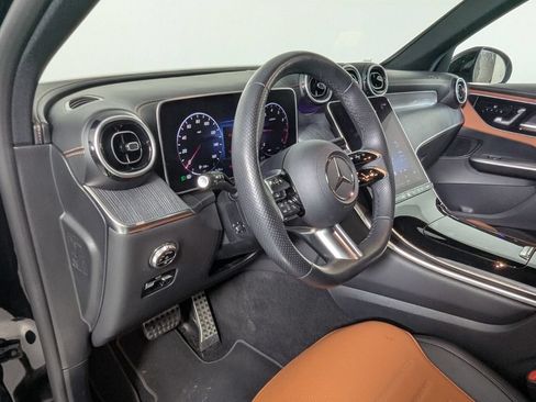Used 2023 Mercedes-Benz GLC 300 image 10