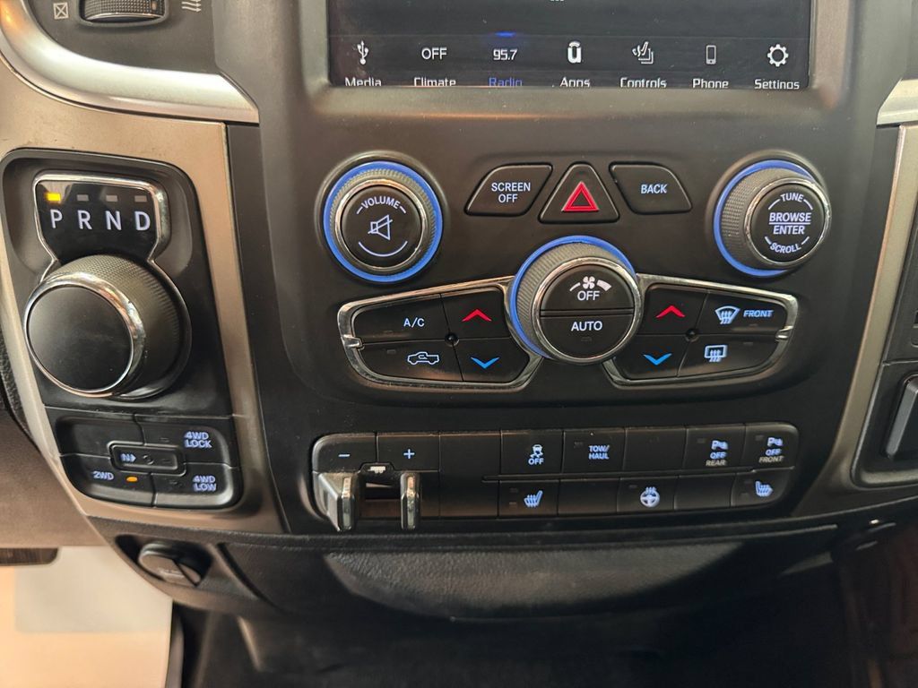 Used 2018 RAM 1500 Outdoorsman AWD/4WD image 21