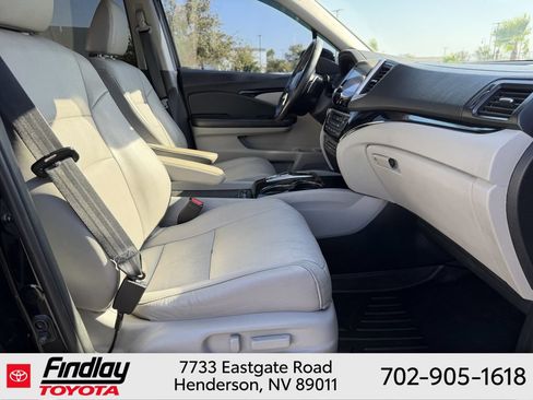 Used 2016 Honda Pilot Touring image 17