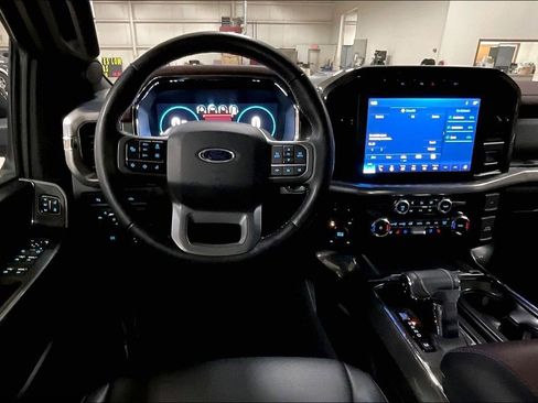 Certified 2022 Ford F150 Lariat w/ Equipment Group 502A High image 5