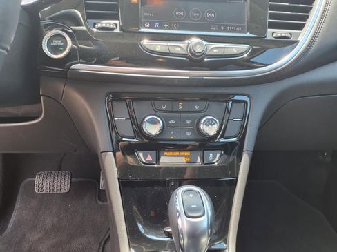 Used 2022 Buick Encore Preferred w/ Safety Package image 24