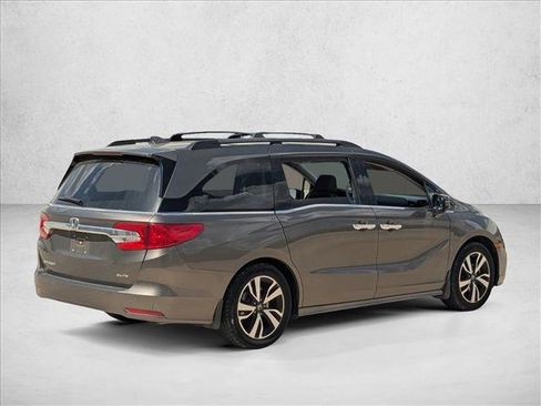 Used 2019 Honda Odyssey Elite image 5