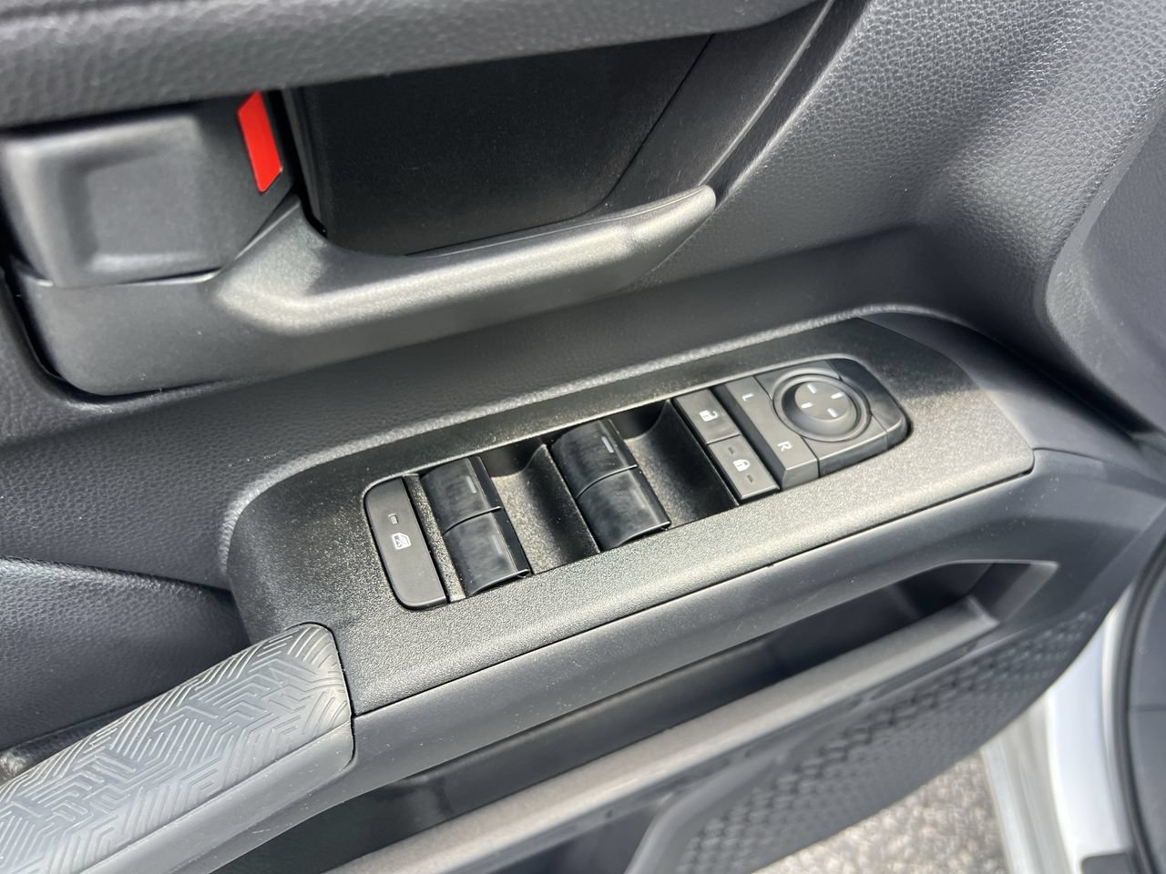 Used 2025 Toyota 4Runner SR5 RWD image 15