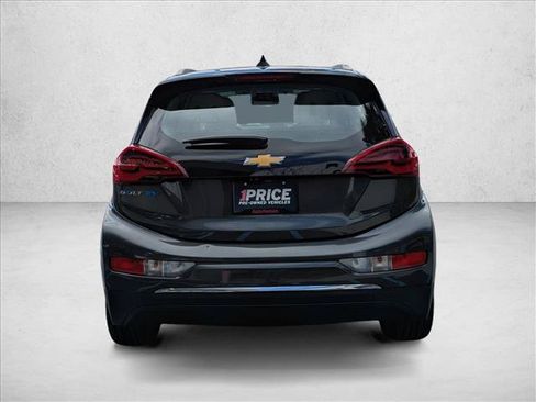 Used 2018 Chevrolet Bolt Premier w/ Driver Confidence II Package image 6