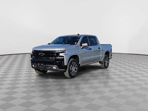 Used 2019 Chevrolet Silverado 1500 LT Trail Boss w/ Convenience Package image 4