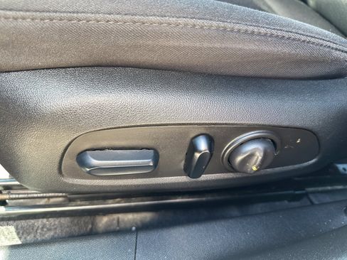 Used 2023 Chevrolet Malibu LT FWD image 20