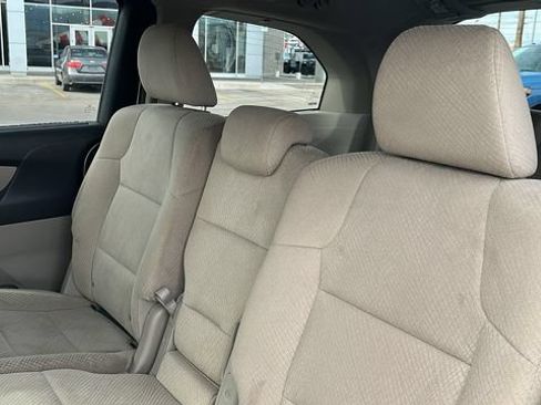 Used 2016 Honda Odyssey EX image 18