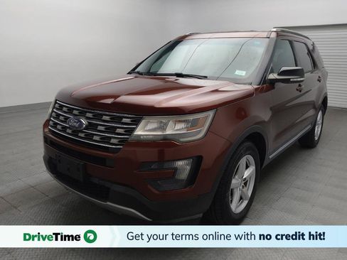Used 2016 Ford Explorer XLT FWD image 1