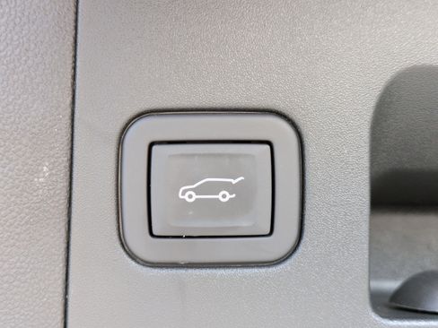 Certified 2025 Cadillac XT5 Premium Luxury w/ Technology Package image 12